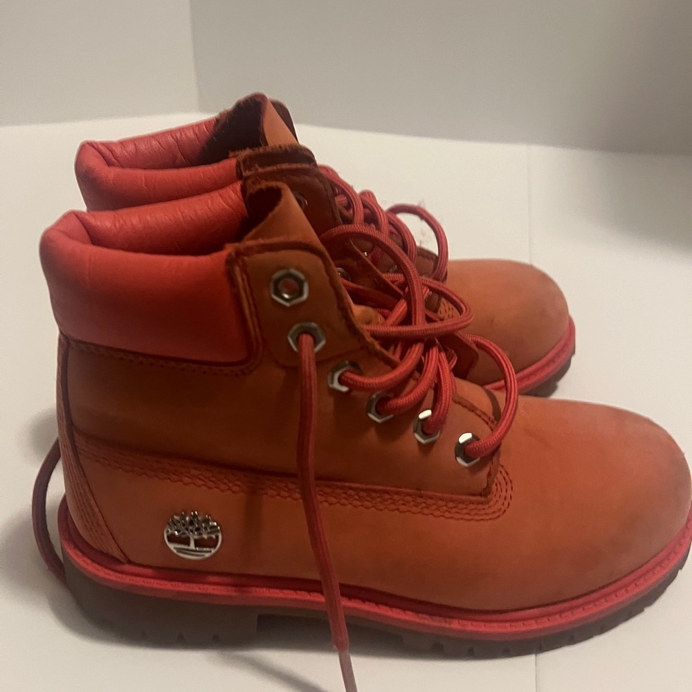 Timberlands - Picture 4 of 5